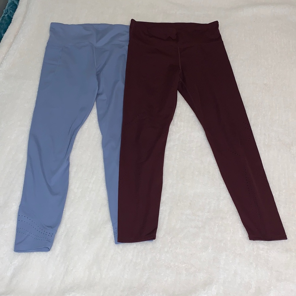 Two leggings, stretchy and comfy
